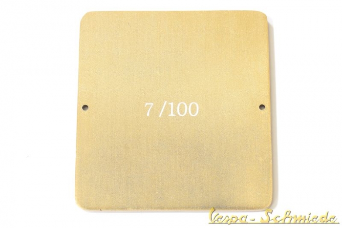 Plakette "Vespa World Days 2021" - Graublau - Limitiert auf 100 Stück weltweit!